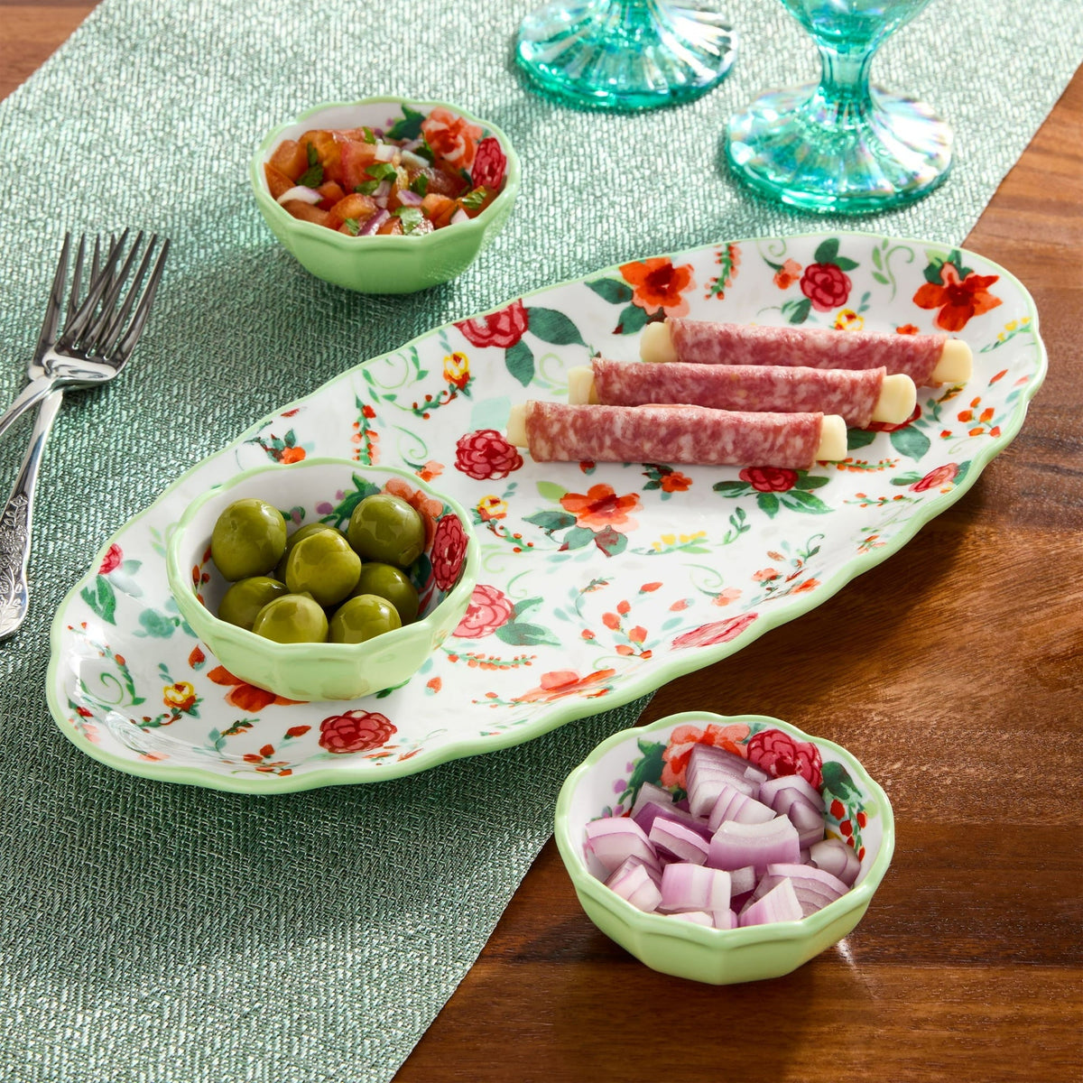 The Pioneer Woman Painted Meadow 4-Piece Ceramic Dip Bowl Set with Serving Tray Platter
