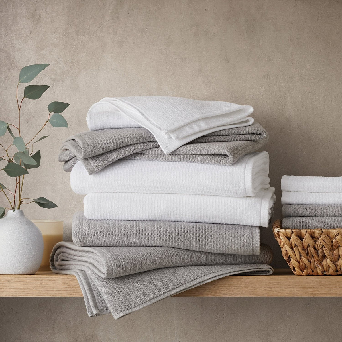 Member's Mark Premier Collection Bath Towel