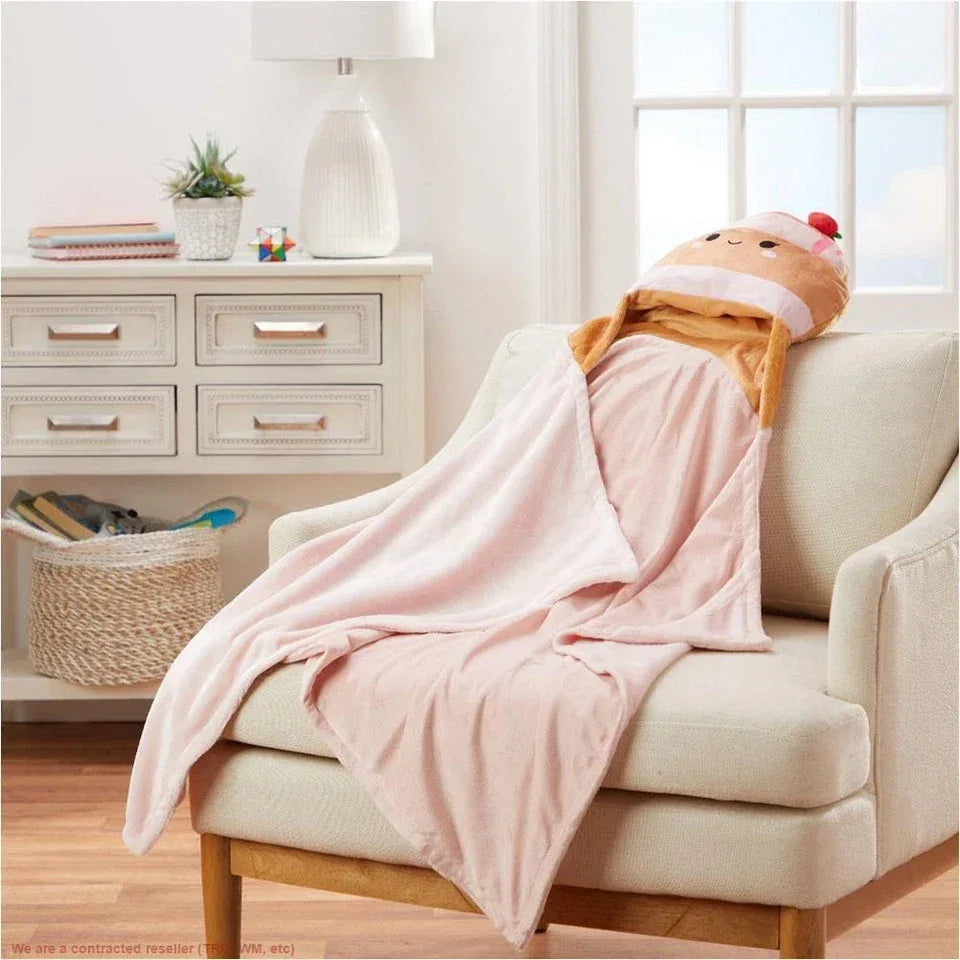 Squishmallows Kids' Hooded Blanket Sawtelle The Strawberry Pancakes