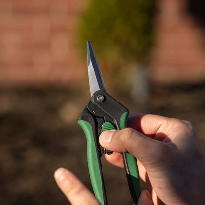 Expert Gardener Snipping Shears