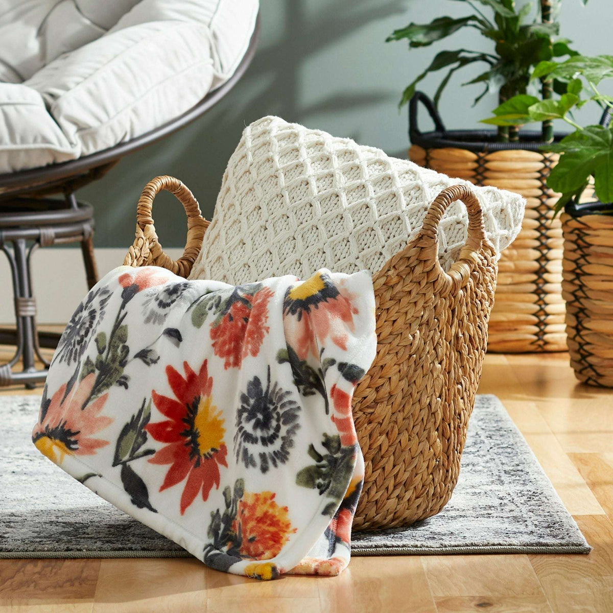 Better Homes & Gardens Extra Large Natural Woven Water Hyacinth Boat Decorative Storage Basket, (extra large 19 in x 17 in x 14 in) & (large 14 in x 11 in x 8.5 in)
