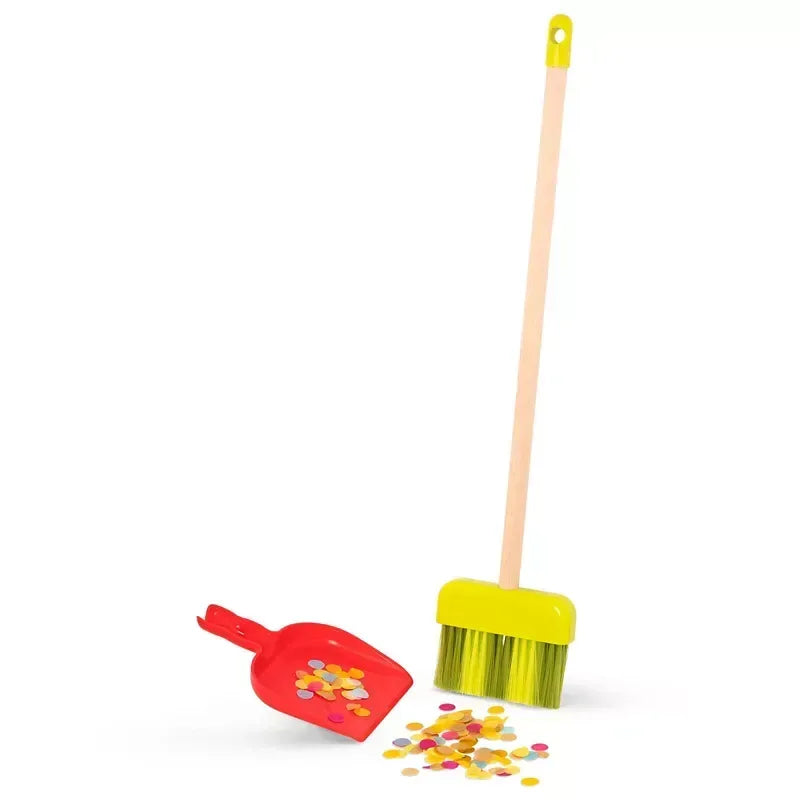 B. Toys Clean 'n' Play Wooden Cleaning Toy Set