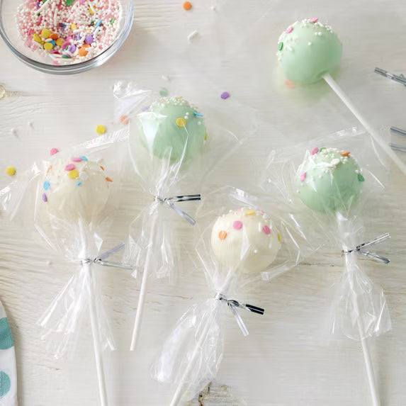 Wilton Treat and Cake Pops Bag Kit, Clear Bags and Silver Ties, 12-Count