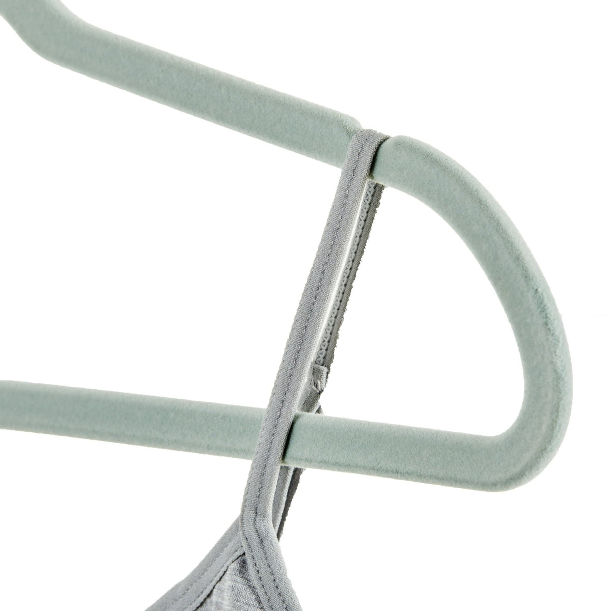 Better Homes & Gardens Velvet Adult Clothing Hangers, Beige, Non-Slip, Space Saving, 30 Count