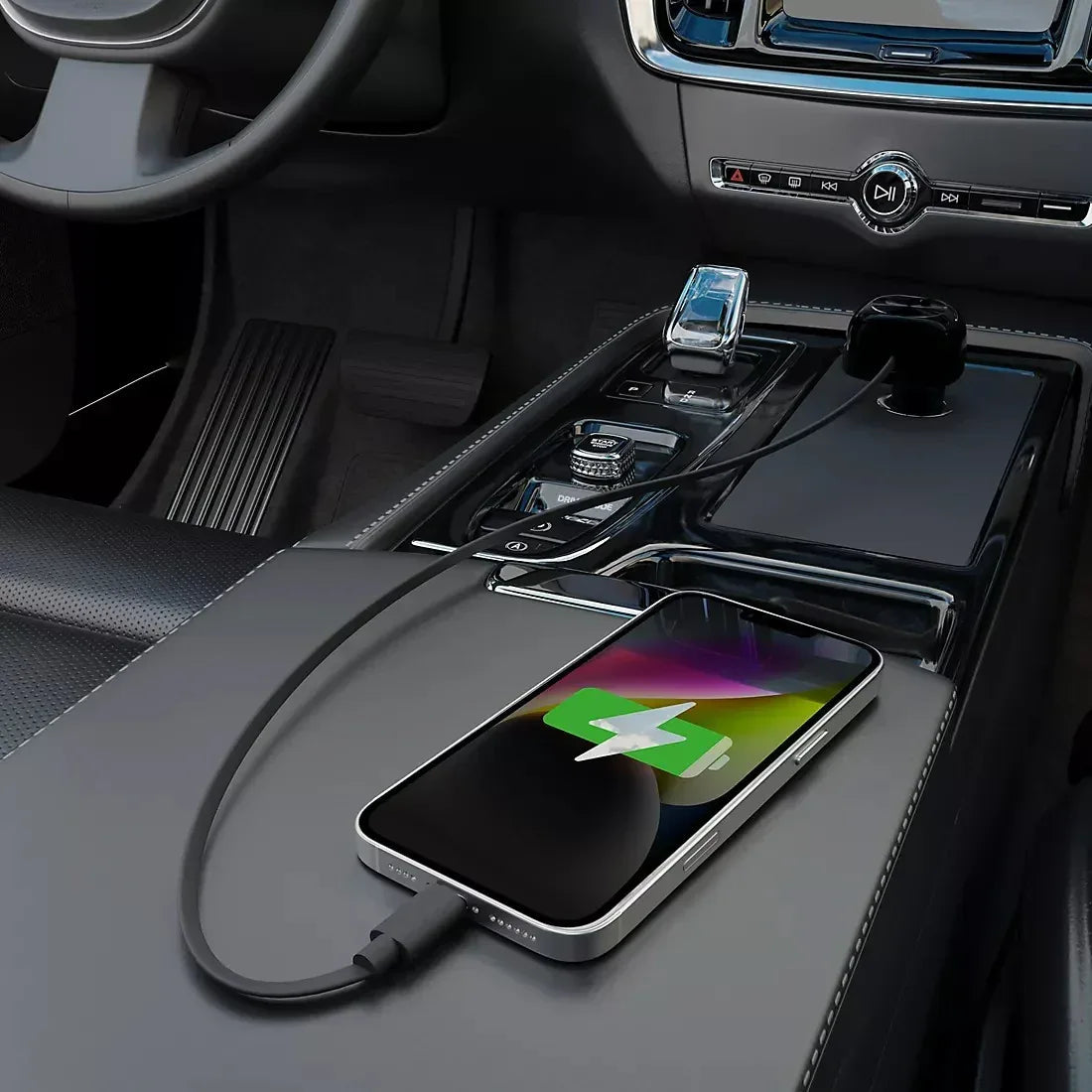 45W Dual Port Car with Retractable USB-C Cable and 1USB-A and 1 USB-C Car Charger