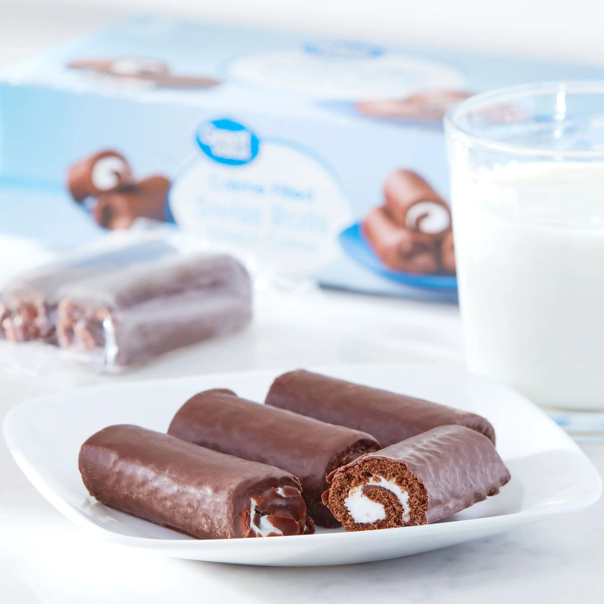 Great Value Creme Filled Swiss Rolls Snack Cakes, 13 oz, 6 Count