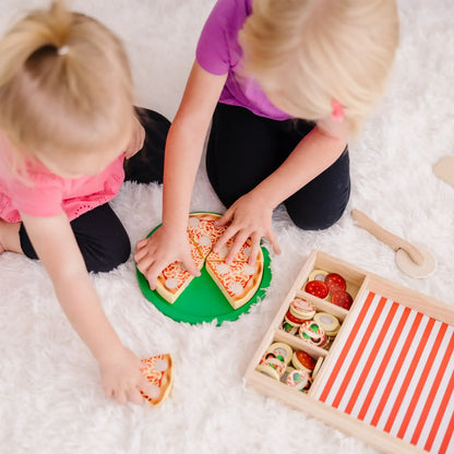 Melissa & Doug Wooden Pizza Party Play Food Set with 36 Toppings for Toddlers Age 3+