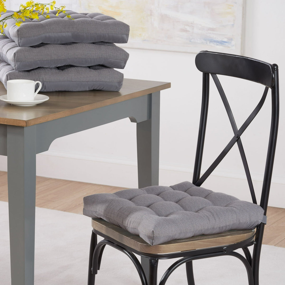 Mainstays Textured Chair Seat Pad (Chair Cushion), 1-Piece, 15.5" x 16"