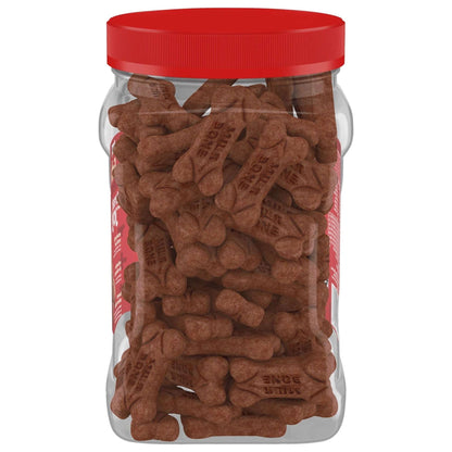 Milk Bone Soft & Chewy Dog Treats, Made with Real Beef & Filet Mignon, 25 oz Canister