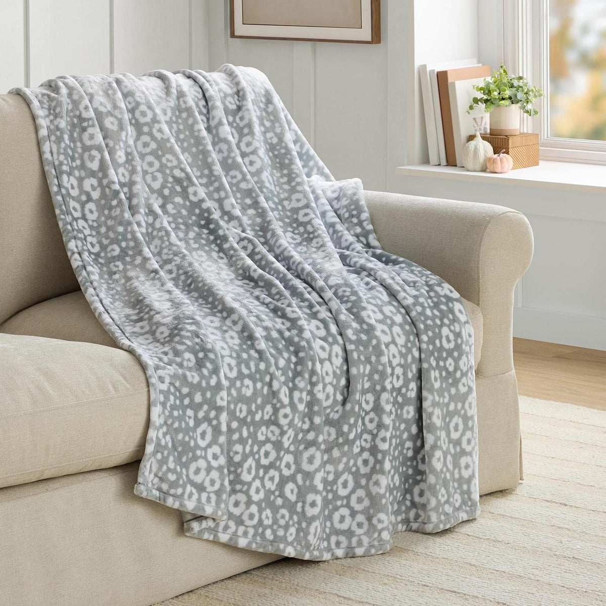 Member's Mark Fall Lounge Throw, 60"x70"