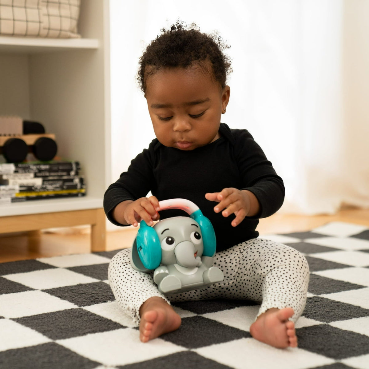 Earl the Elephant Bluetooth Soother Sound Machine, Stream Music + Night Light, Infant to Toddler