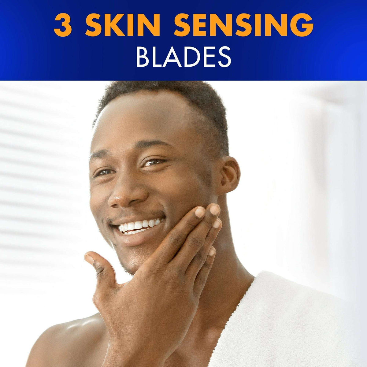 Gillette Sensor3 Refillable Razor for Men, 1 Shaving Razor Handle & 4 Blade Refills, Blue