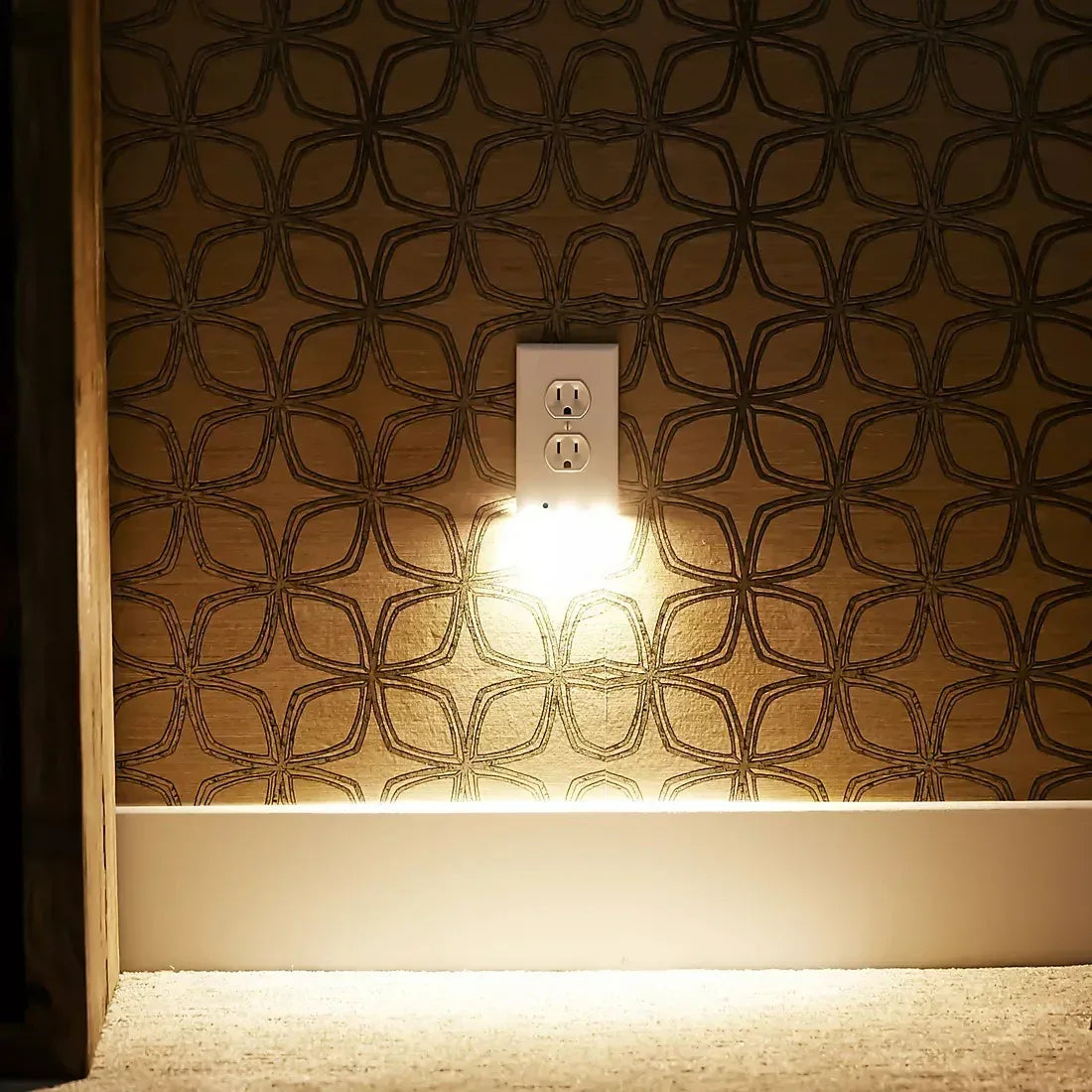 Hello Light 4-Pc. Duplex LED Outlet Cover Pack