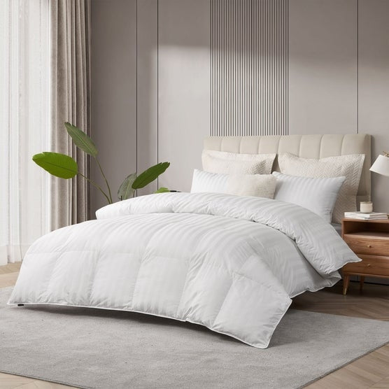Hotel Grand White Down Comforter