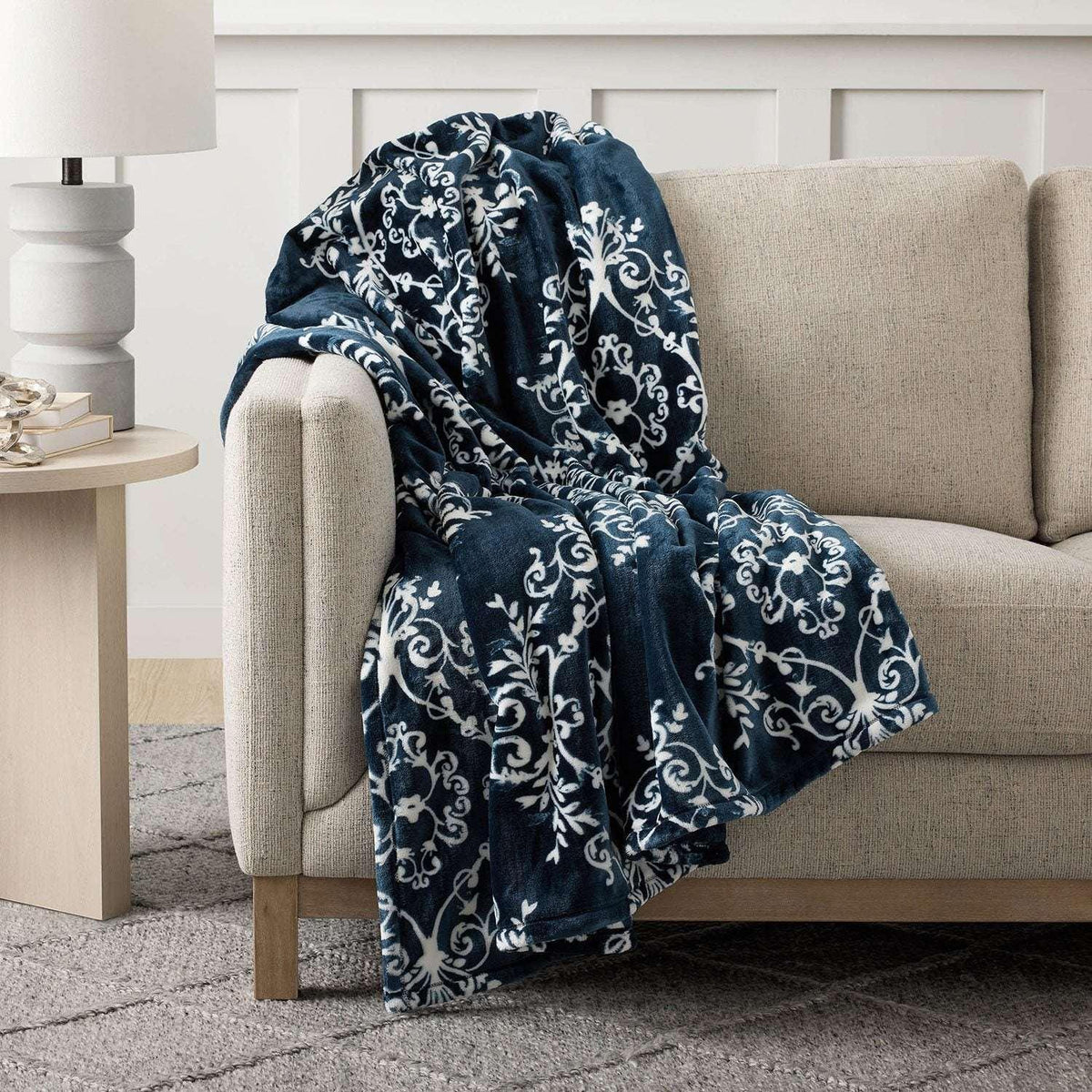 Member's Mark Seasonal Lounge Throw, 60"x70"