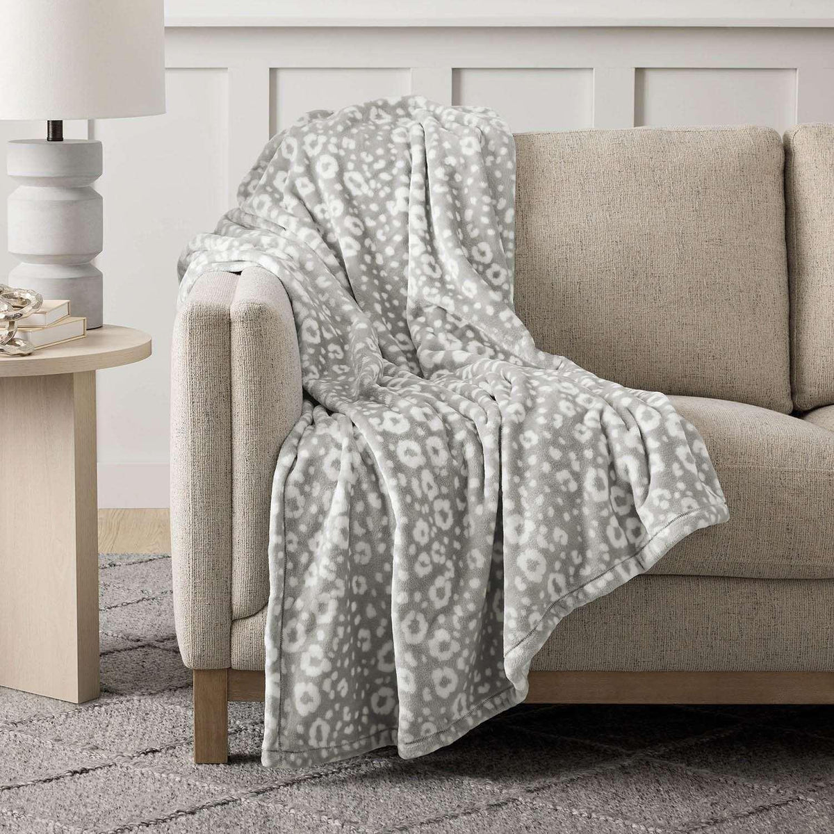 Member's Mark Seasonal Lounge Throw, 60"x70"