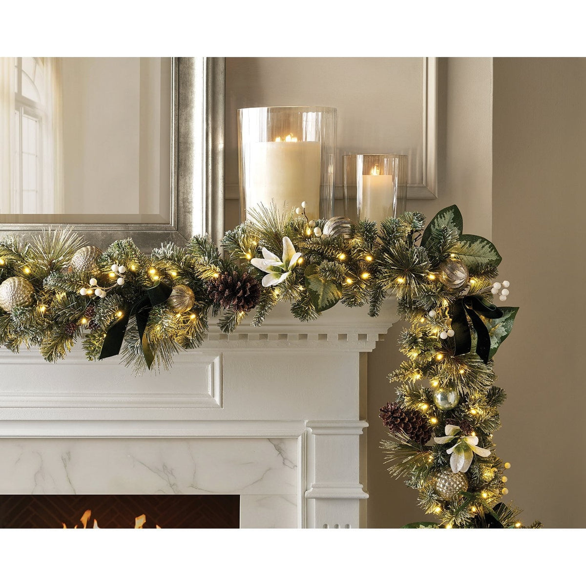 Member's Mark 9' Pre-Lit Decorated Garland