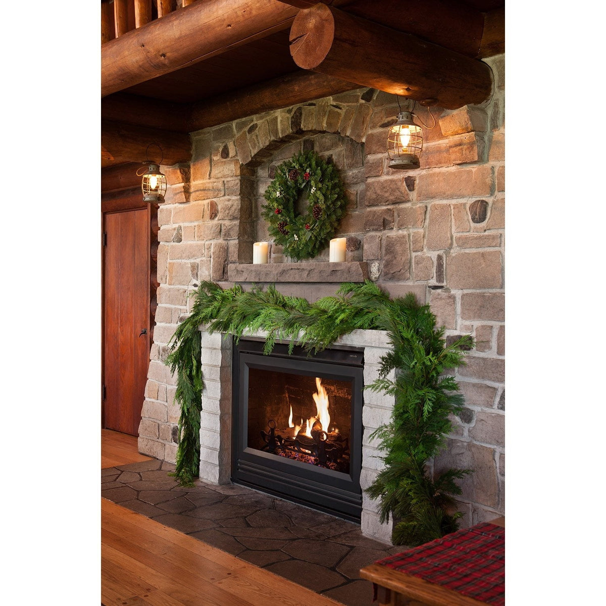 Member's Mark Fresh Garland, Mixed Pine and Cedar, 25 ft.