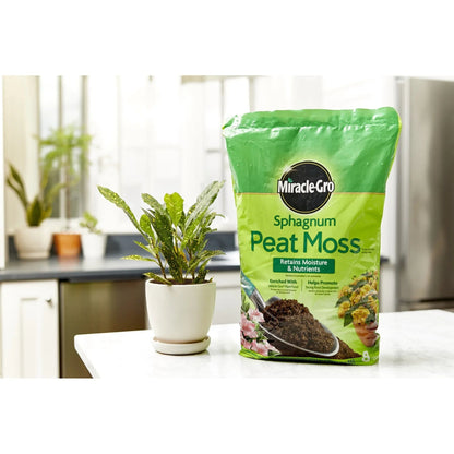Miracle-Gro Sphagnum Peat Moss, 8 qt., For Containers and In-Ground