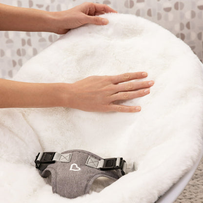 Munchkin® Seat Cover for Infant Baby Swing, Premium Ultra-Soft Faux Fur, White, Unisex