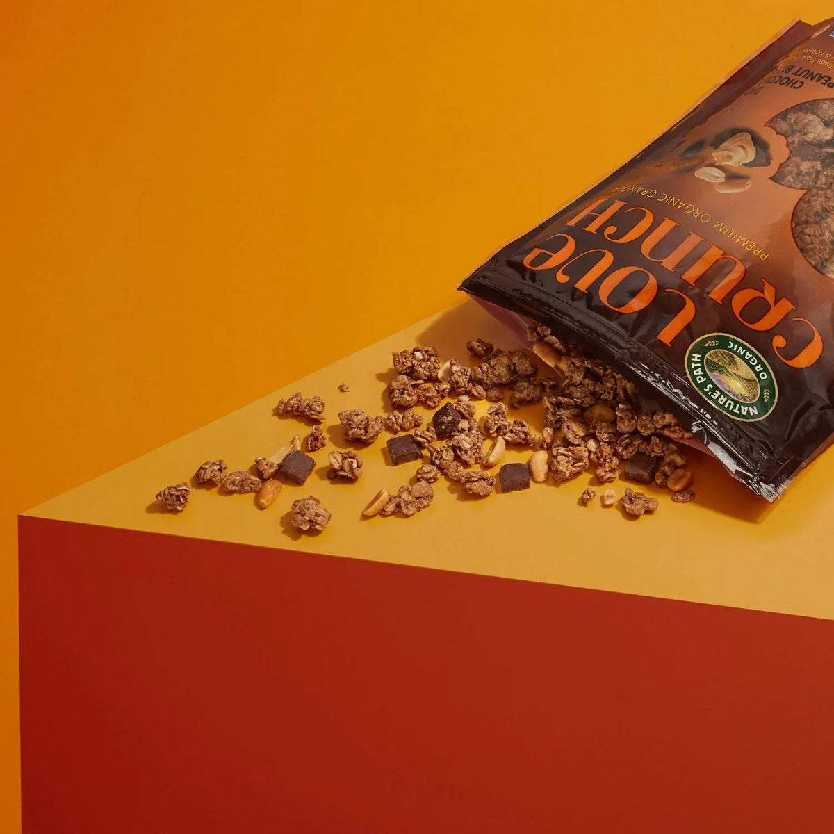 Nature's Path Love Crunch Organic Dark Chocolate & Peanut Butter Granola, 32 oz.