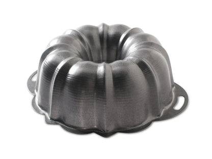 Nordic Ware Proform 12 Cup Nonstick Formed Aluminum Bundt Cake Pan