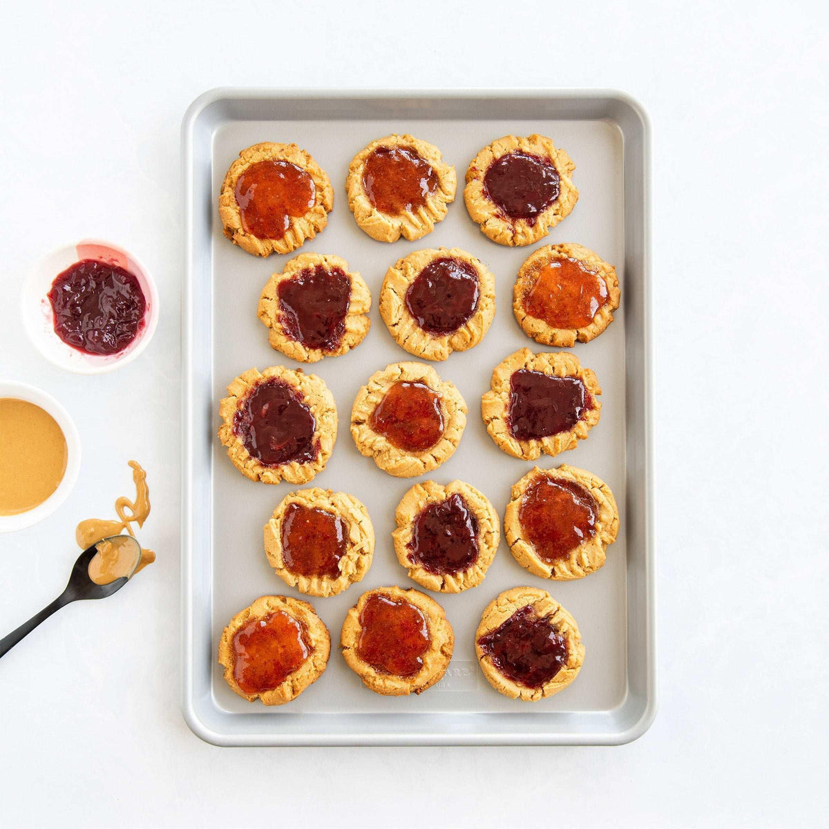 Nordic Ware 3-piece Brilliant Non-Stick Baking Sheet Set