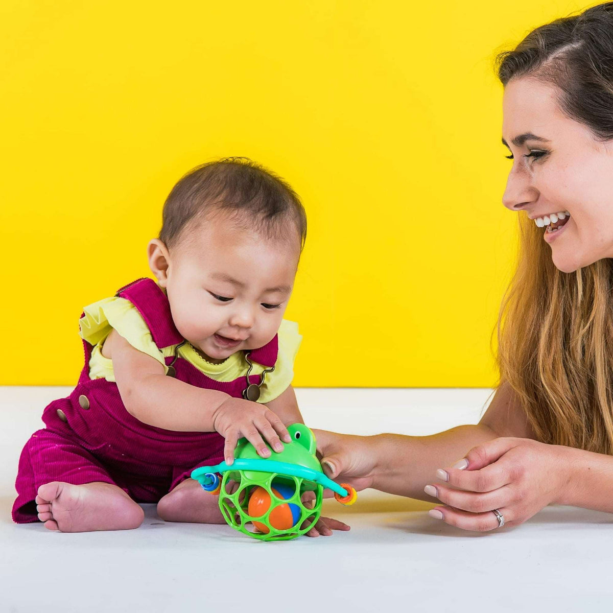 Oball Easy Grasp Jingle & Shake Pal Infant Toy Rattle, Green, Unisex, Ages 0 Months +