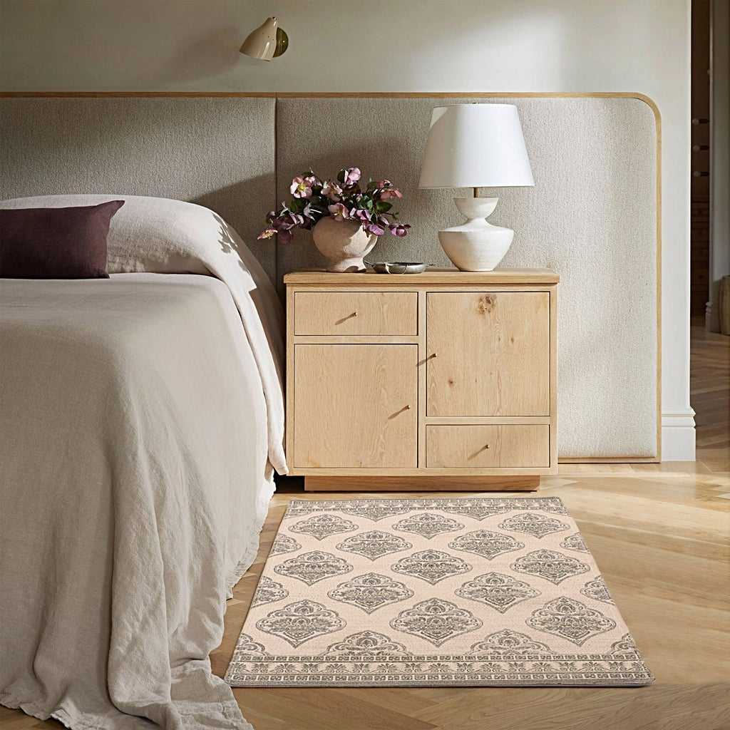 Raj Reversible Printed Accent Rug, 27” x 45”