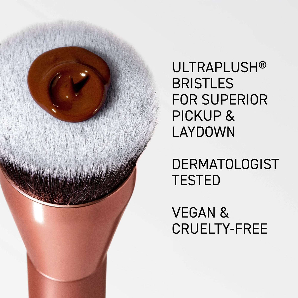 Real Techniques Glow Round Base Makeup Brush, for Liquid & Cream Foundation, 1 Count