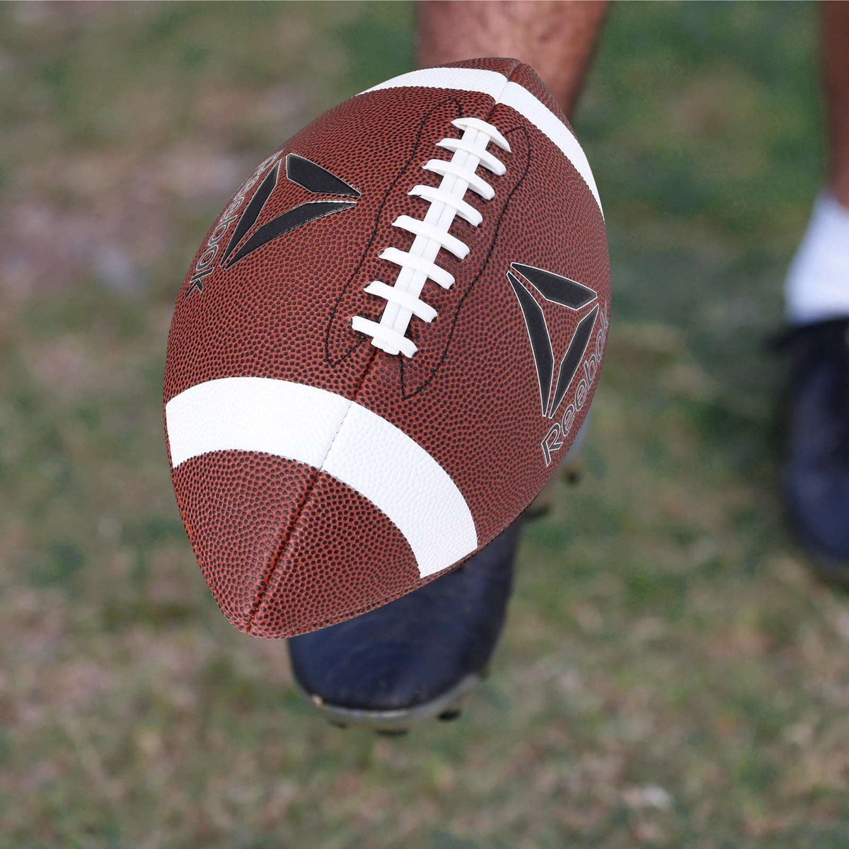 Reebok Official Size Football with Inflatable Pump - Durable Synthetic Leather, Ideal for Outdoor Sports & Recreation"