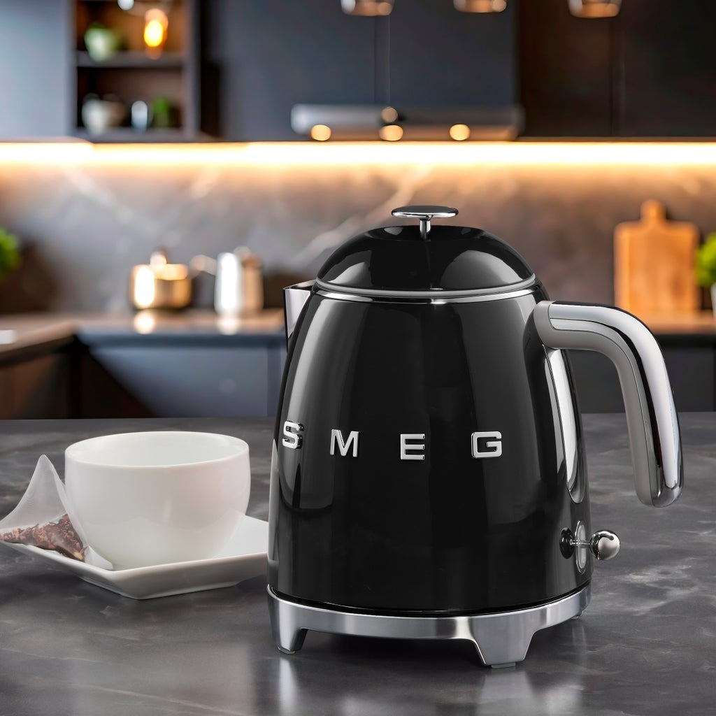 SMEG 50’s Style Mini Electric Kettle