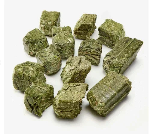 Kaytee Timothy Hay Blend Cubes 1 pound