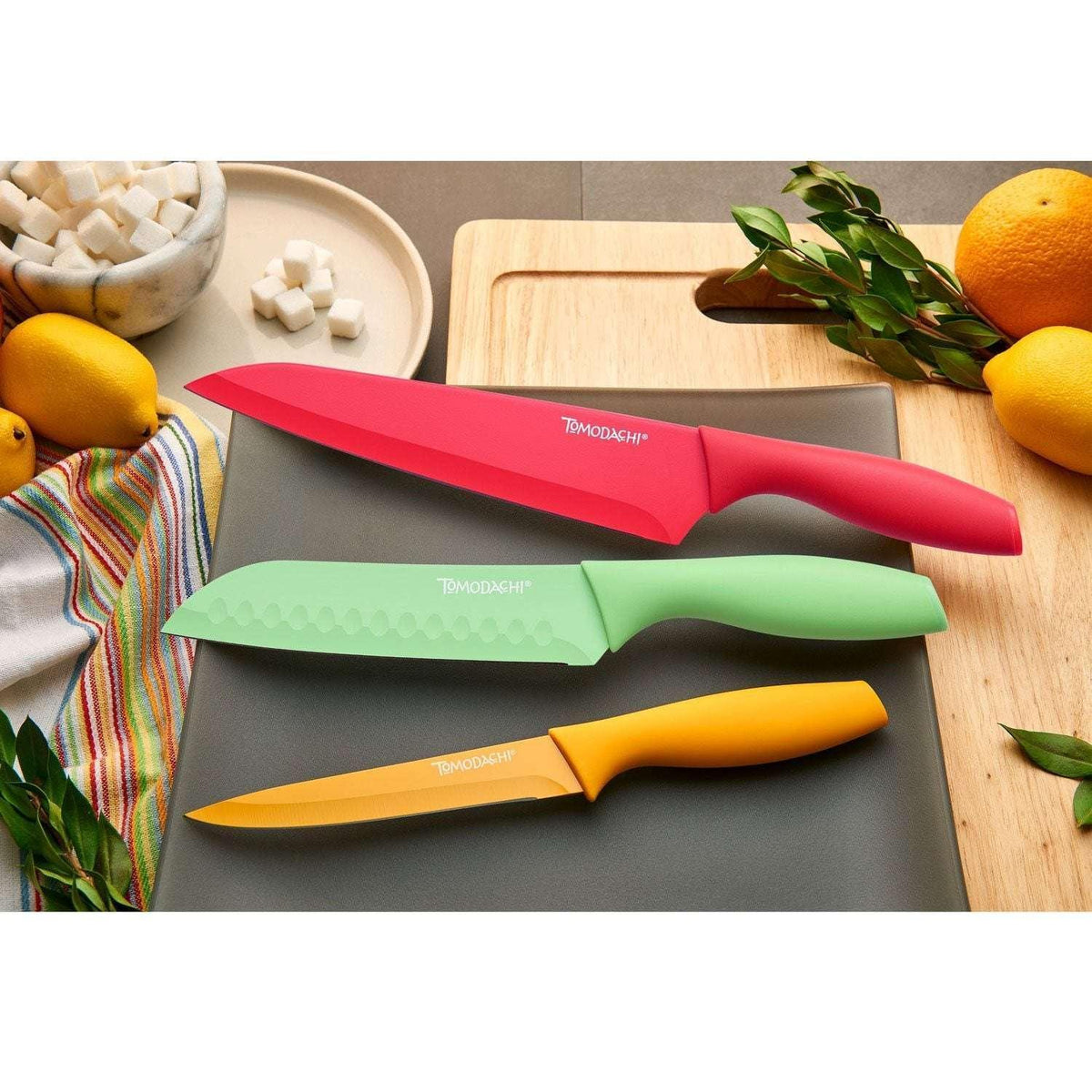 Tomodachi Jewels 13-Piece Knife Set with 6 Matching Blade Guards and Kitchen Shears