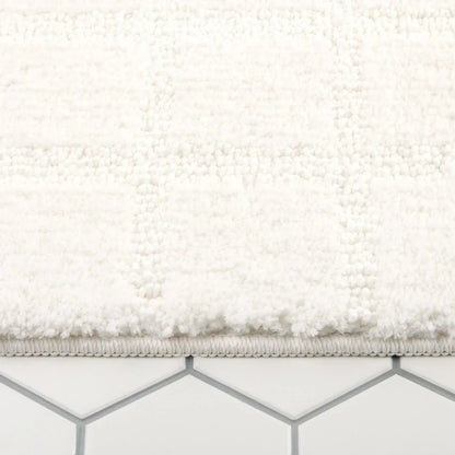 Town & Country Everyday Ultra Plush Solid Tufted Windowpane Bath Mat 20"x32"