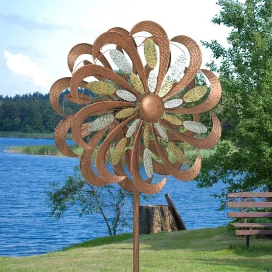 Tri-metallic Wind Spinner