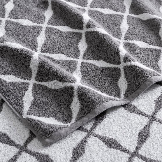 WelHome Jacquard Bath Towels, 2-pack