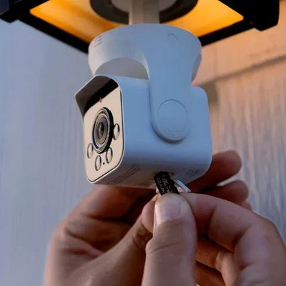 Wyze 2k Bulb Cam and Accessory Bulb Bundle