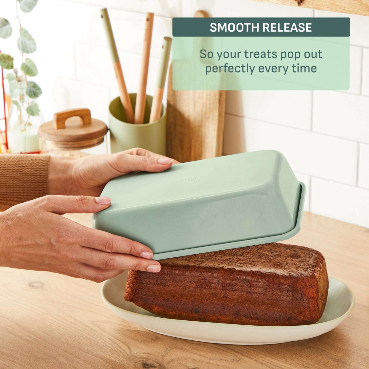 T-fal Stackable Ceramic Bakeware, 5 Piece Nonstick Bakeware Set, Mint Green, Oven Safe 450°F