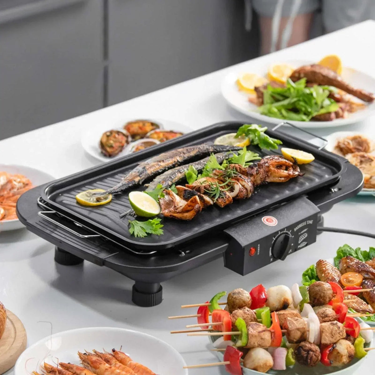 LASIEYO Electric Smokeless Grill, Non-Stick BBQ Grill Indoor Outdoor Barbecue Grill, Adjustable Temperature Control High Power Portable Removable Stand Grill for Cooking BBQ Party, Black