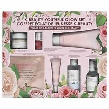 by Sophie K-Beauty Youthful Glow Set featuring Round Lab, Saturday Skin, Mixsoon, Glowiest & Dear Dahlia, 7-piece Set
