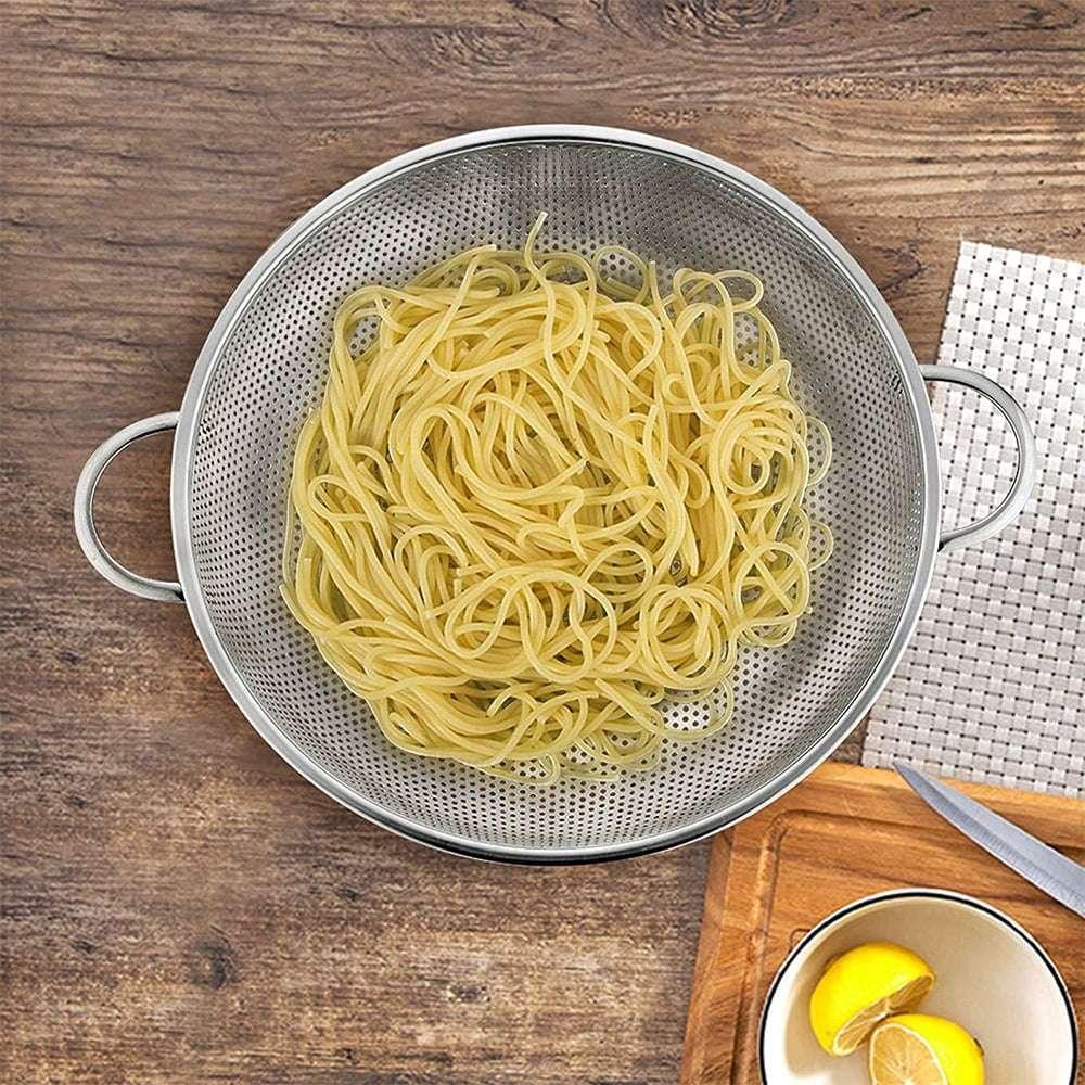 VeSteel Colander Set of 3, Stainless Steel Micro-Perforated Colanders Strainers for Draining Rinsing Washing, Ideal for Pasta Vegetables Fruits, Heavy Duty & Dishwasher Safe
