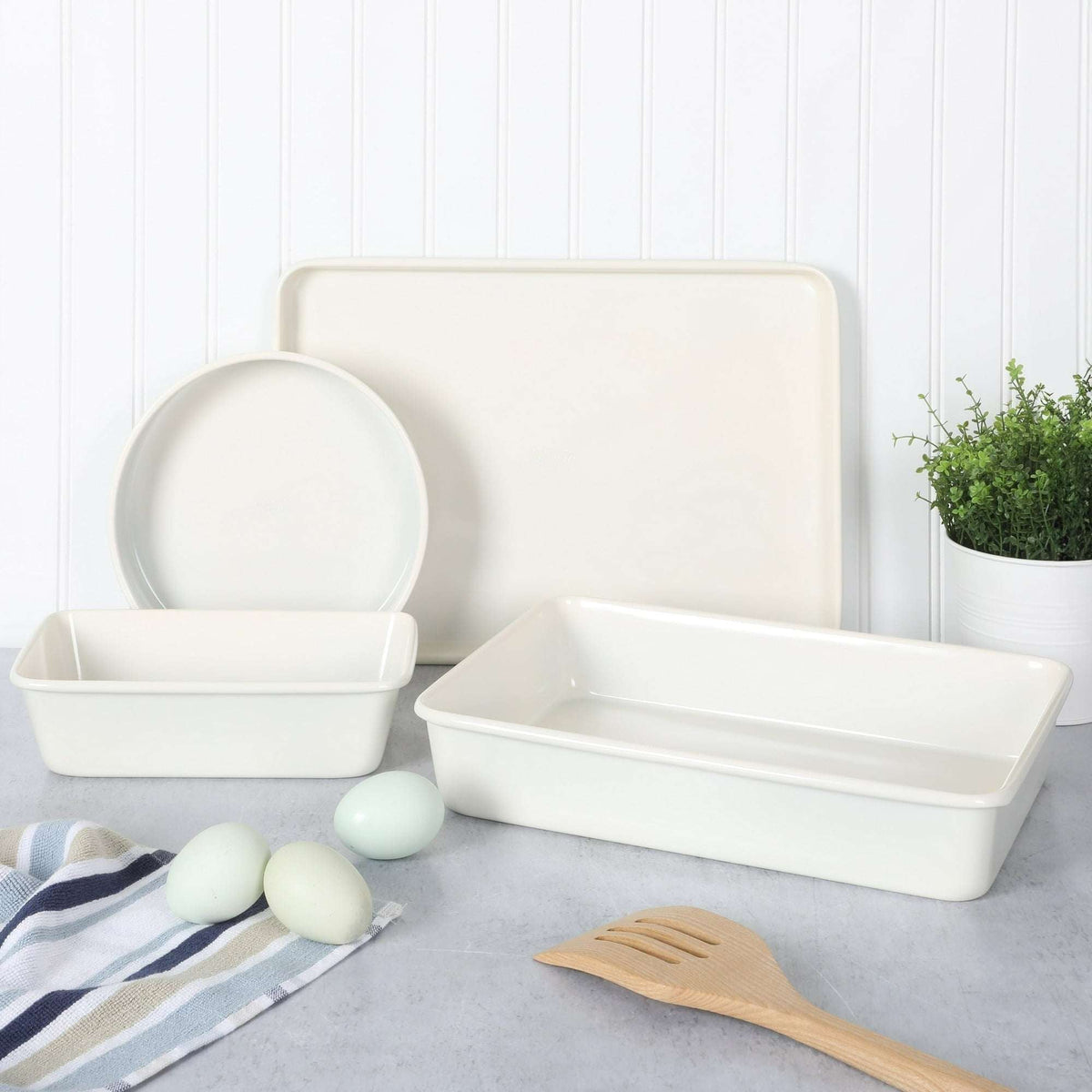 Martha Stewart 4pc Metal Bakeware