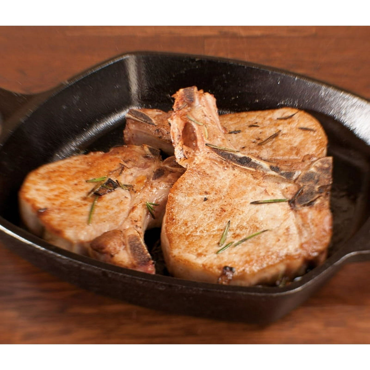 Lodge Cast Iron Logic L8SQ3 Pre-Seasoned Cast Iron Square Skillet 10 1/2"