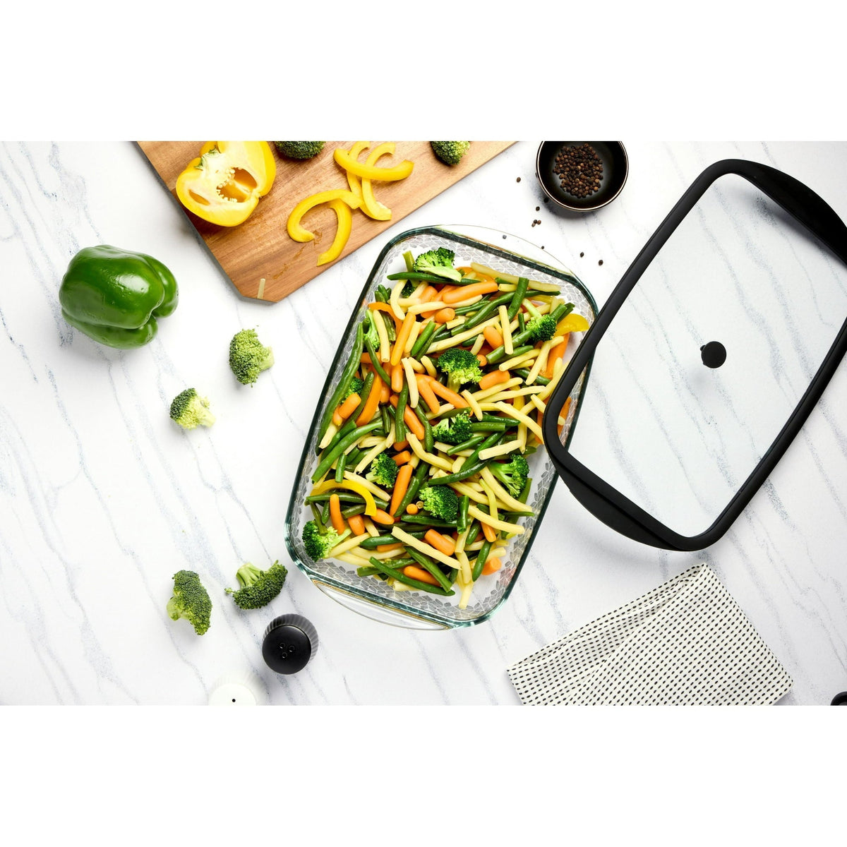 Thyme & Table 9"x15" Glass Baking Dish with Lid - Leaflets
